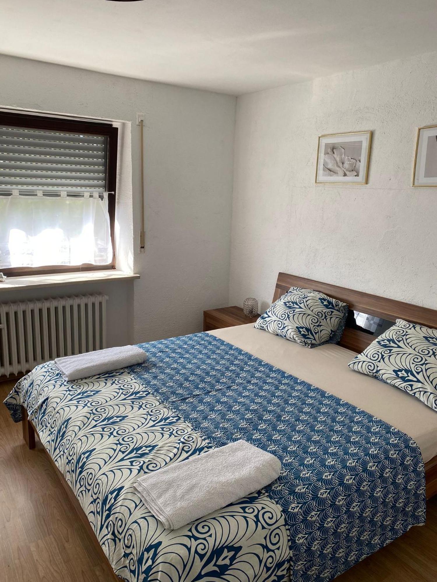 Gemuetliche Gaeste Suite Fuer Ruhige Naechte. Zentral Ichenhausen Zewnętrze zdjęcie